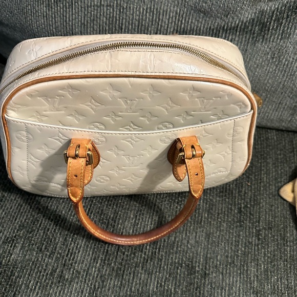 Louis Vuitton Cream and Tan Handbag